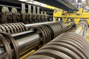 Rillachsen der Wellpappenanlage